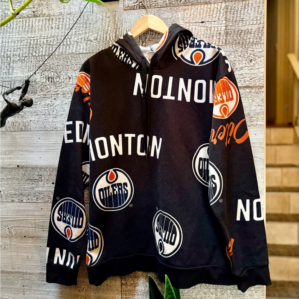 🏷 NHL | Official Edmonton Oilers Unisex Hoodie - XL, Black w/ Logos